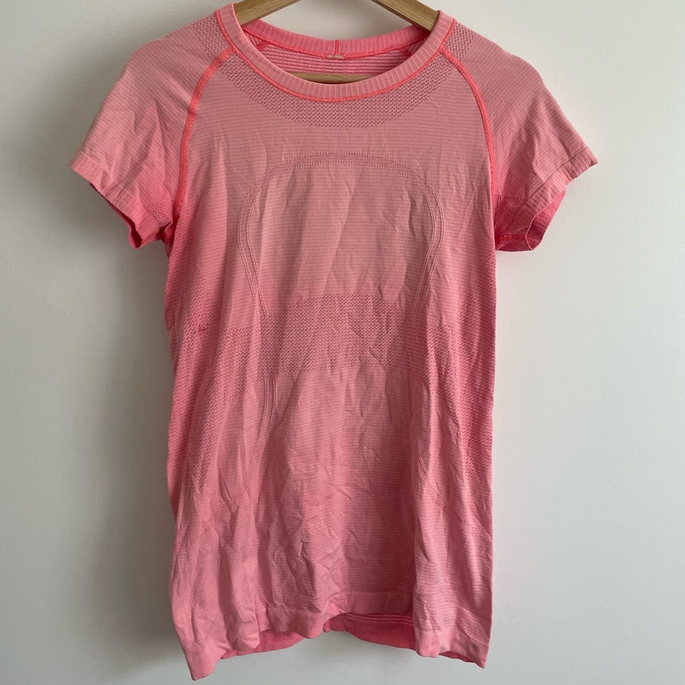 Lululemon top